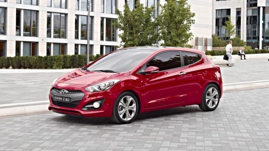 hyundai-i30-3dr-01.crop