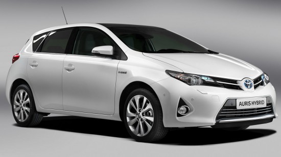 toyota-auris-hybrid.crop